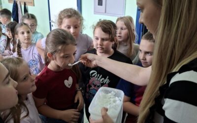 Kreativna radionica povodom Majčinog dana